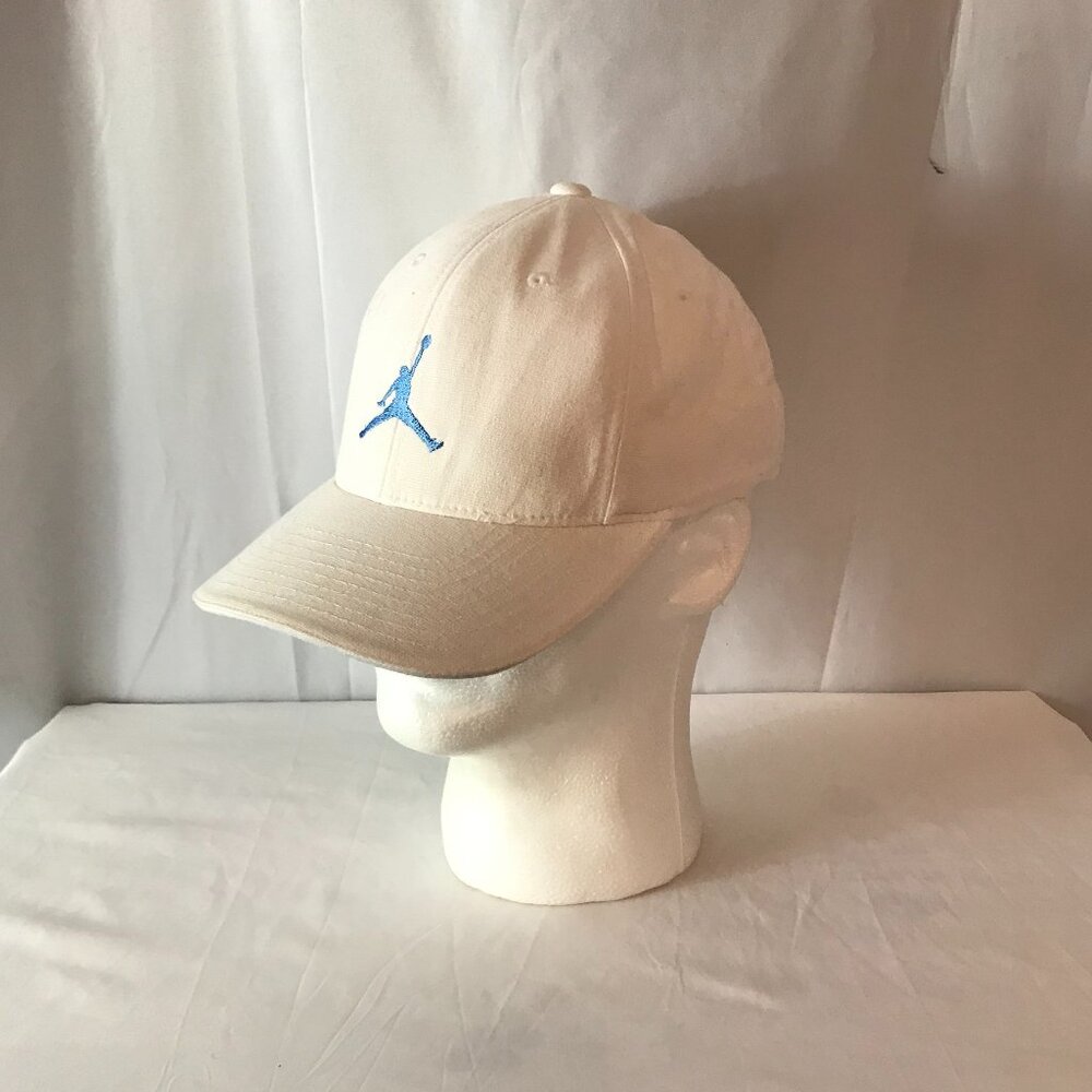 Jordan Curved Bill L/XL Light Blue Flight Emblem Active Athletic Sport Cut Hat